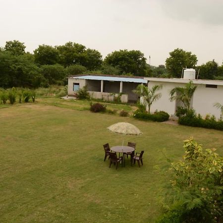 Hotel Radha Rani Mahal Khajurāho Exterior foto